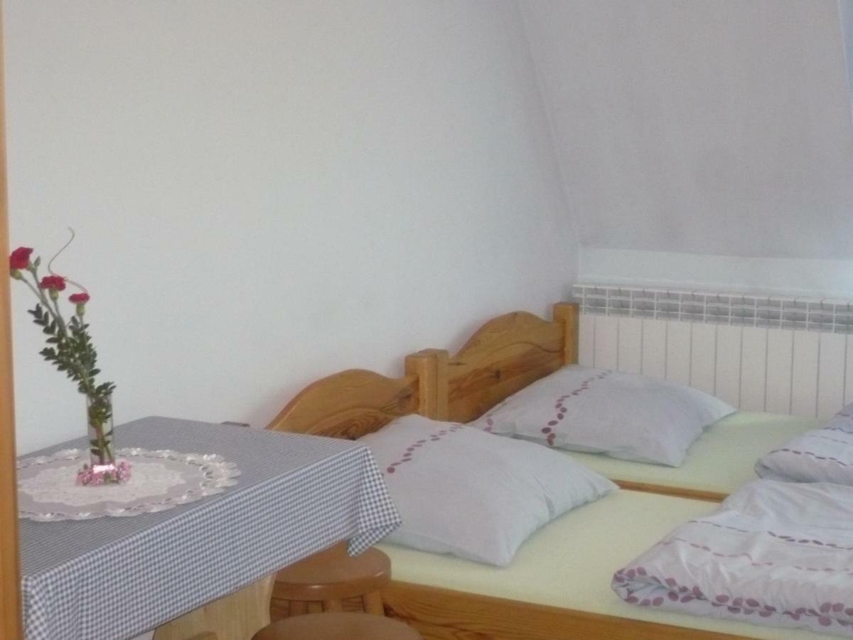 Pokoje Goscinne W Gorach Кошелско Екстериор снимка